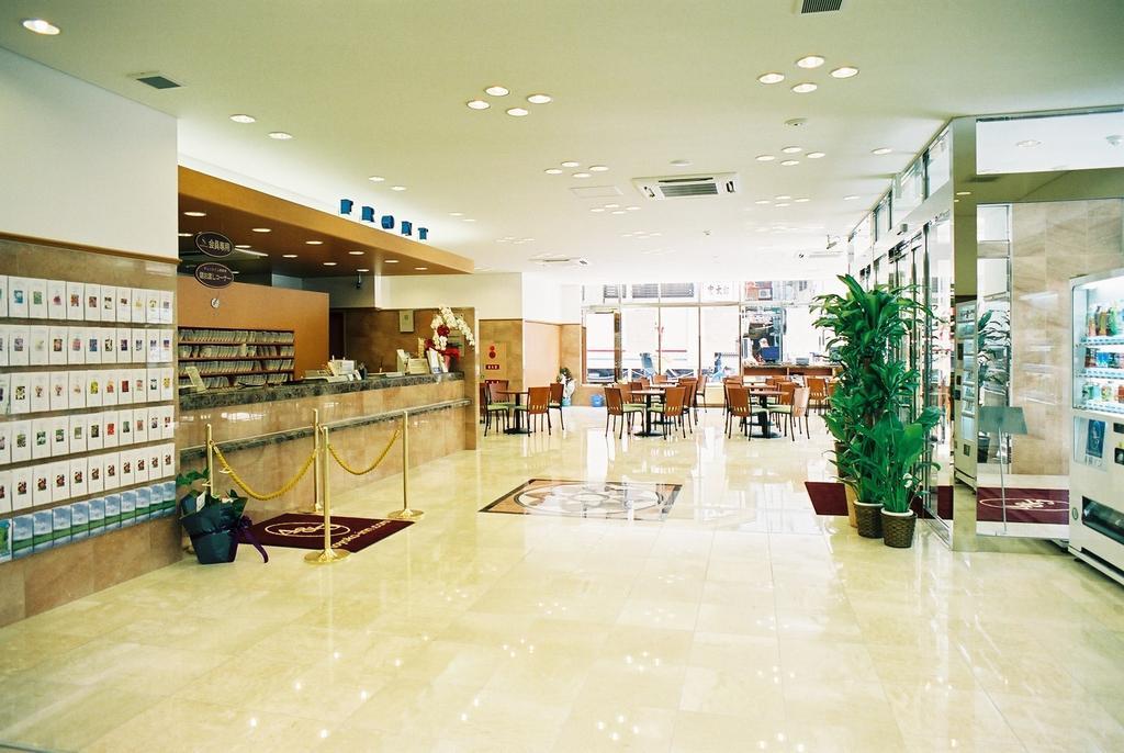 Toyoko Inn Kumamoto Shin-Shigai Екстериор снимка